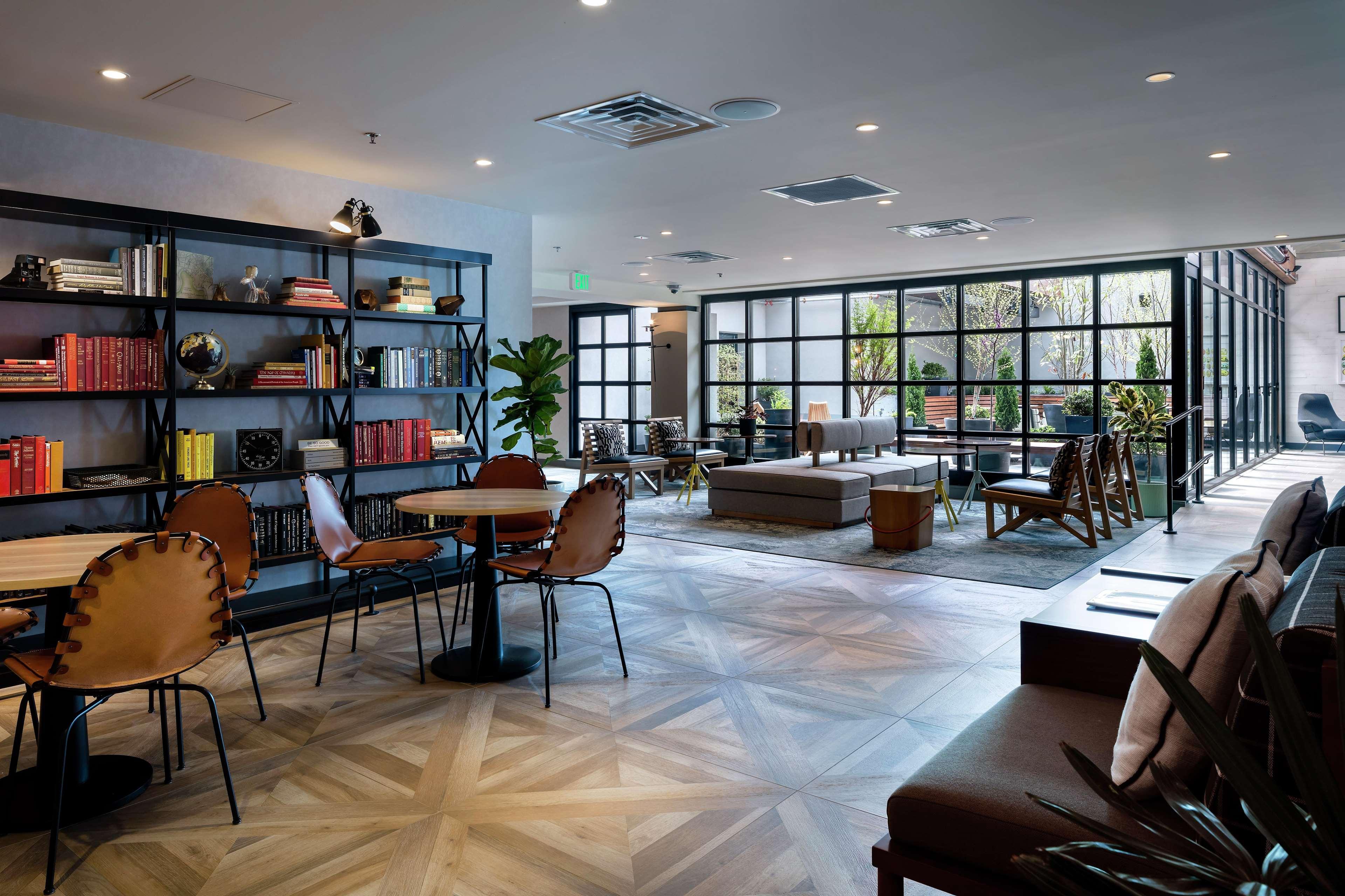 Freepoint Cambridge, Tapestry Collection By Hilton Hotel